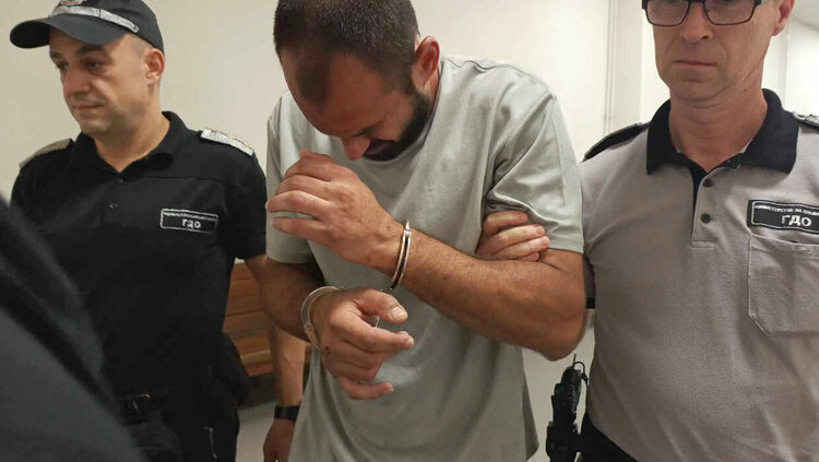 Бивш затворник изби два зъба на жена си, два месеца след като го освободиха