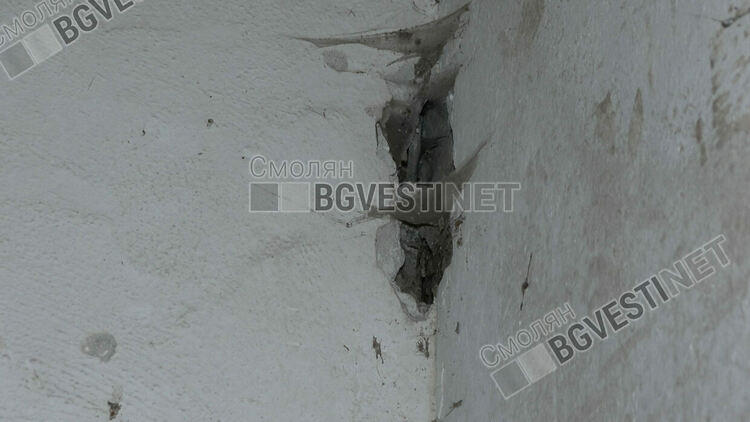 Читалище „Просвета“ в село Бостина се нуждае от спешен ремонт