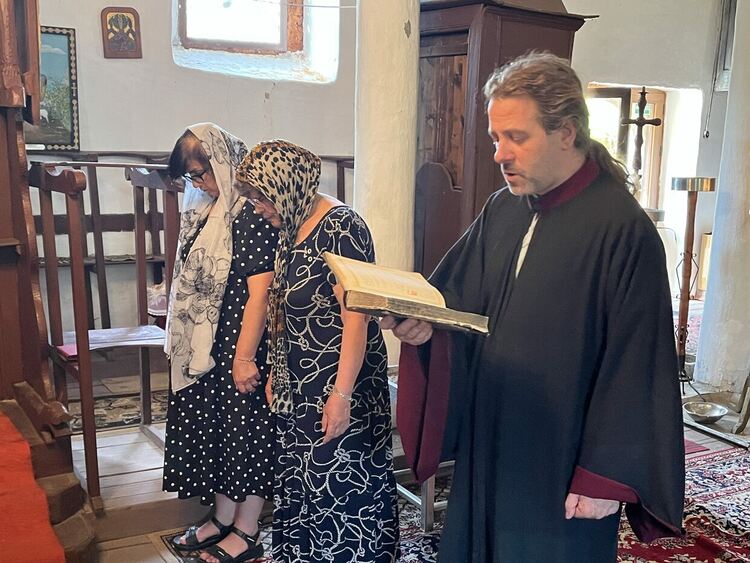 В с. Мандра почетоха света Марина. Раздадоха курбан, приготвен с лековита вода от аязмото