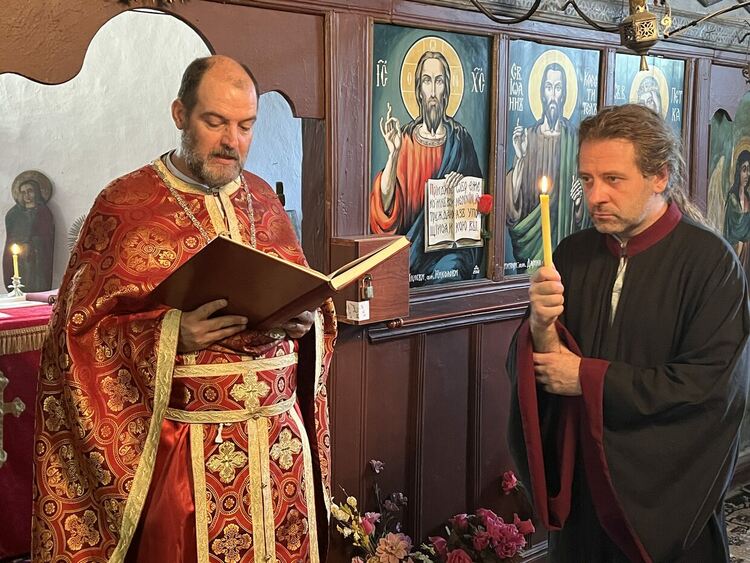В с. Мандра почетоха света Марина. Раздадоха курбан, приготвен с лековита вода от аязмото