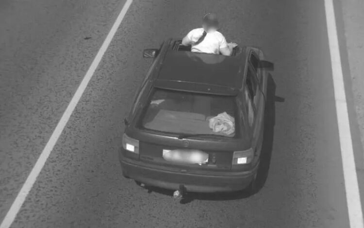 МВР избра да покаже наказателна мощ точно с тази записана от ТОЛ камера някъде край Омуртаг снимка