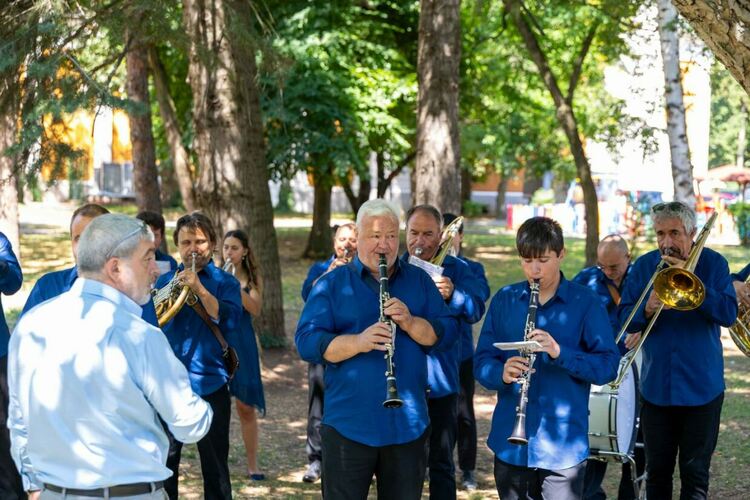 С тържествена общоградска церемония Перник отбеляза 188 години от рождението на Васил Левски