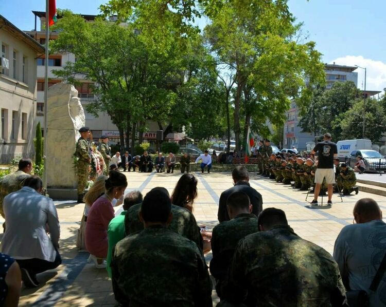 Асеновград отбеляза 188 години от рождението на Васил Левски