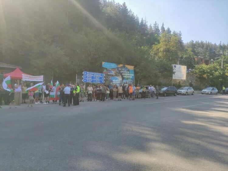 снимка архив от протест на девински села 