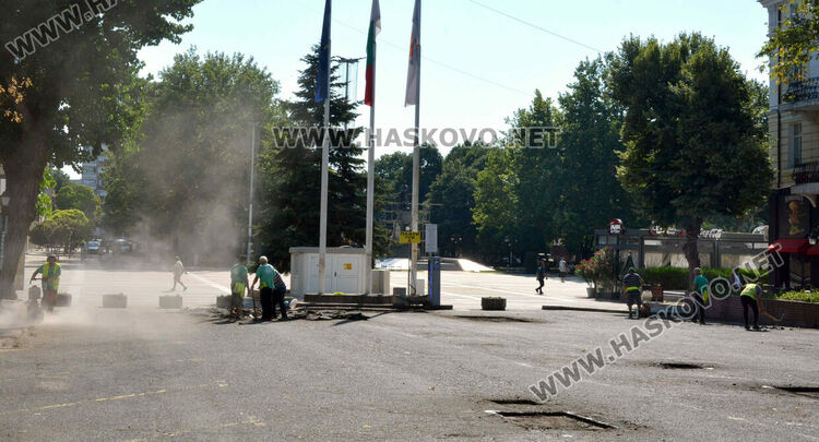 Затвориха паркинга до „Аида“ за частичен ремонт