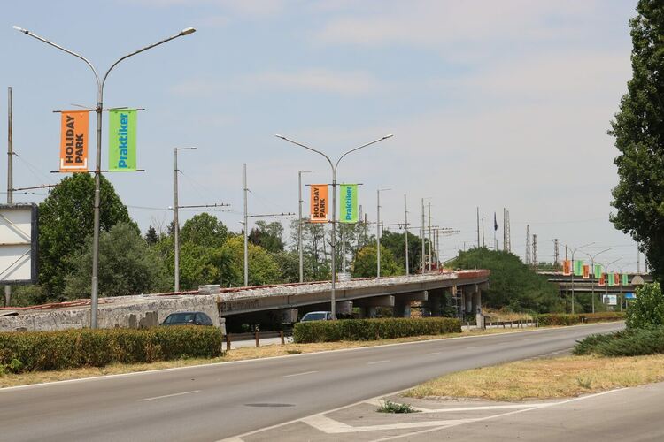 Близо 2,2 млн. лева общински средства струва ремонтът на пътен възел „Орфей“ в Хасково