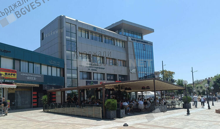 Слънчево и горещо днес в Кърджали, оранжев код за опасни жеги