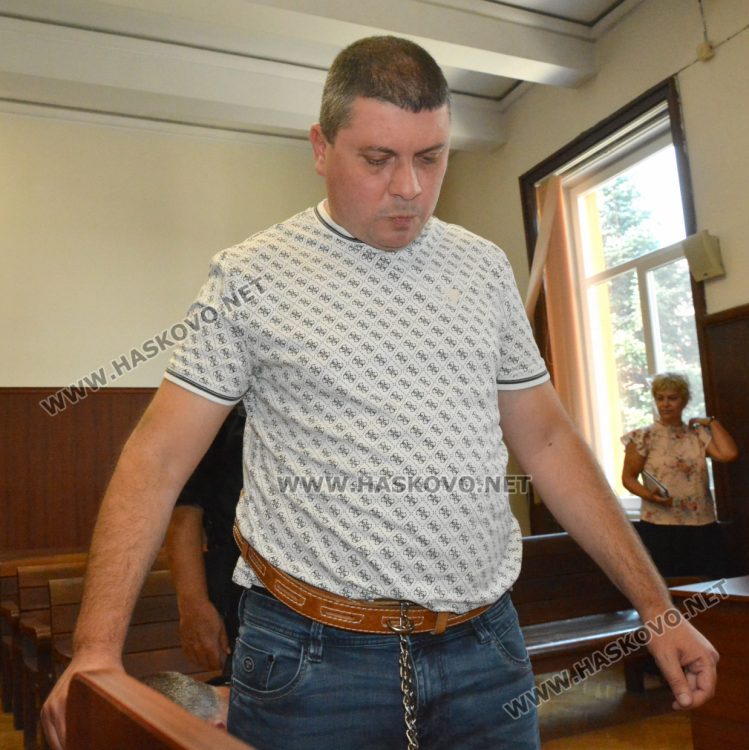 Прокуратурата иска постоянен арест за тримата хванати с 206 кг кокаин 