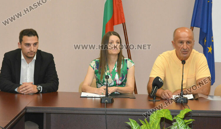 Хасковлии няма да подписват нови договори заради въвеждането на еврото, заплатите ще се преизчисляват