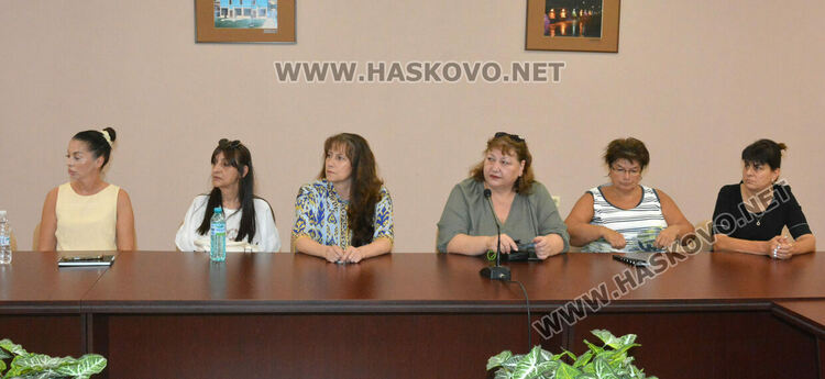 Хасковлии няма да подписват нови договори заради въвеждането на еврото, заплатите ще се преизчисляват