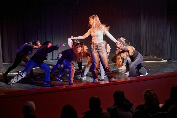 Ивайловград посреща първото издание на фестивала „Чакам те на границата – в памет на Елени Топалиду“