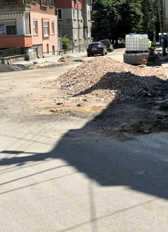 Започва асфалтирането на ул."Копринарска"