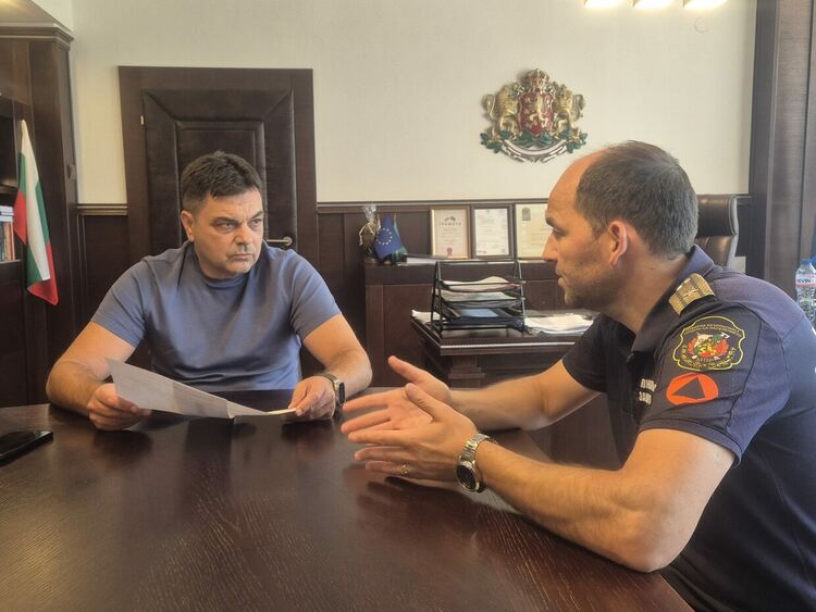 Община и пожарна обсъждаха опасности и превенция от пожари