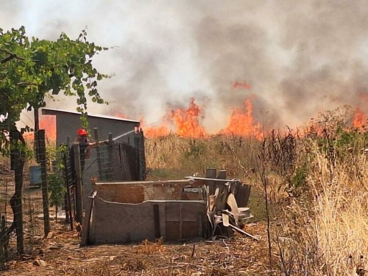 Червен код за опасност от пожари в осем области у нас