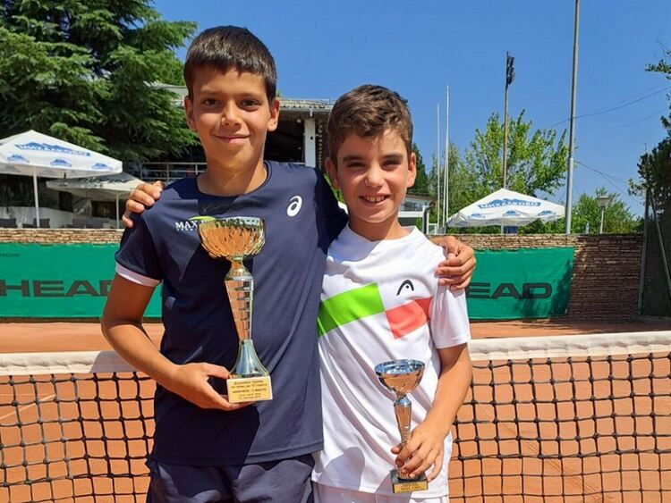 Кайра Алексиева и Максим Табаков триумфираха на тенис турнира в Хасково