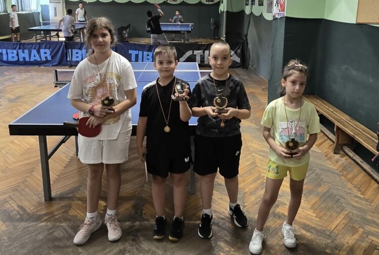 20 състезатели участваха в турнир по тенис на маса в Хасково