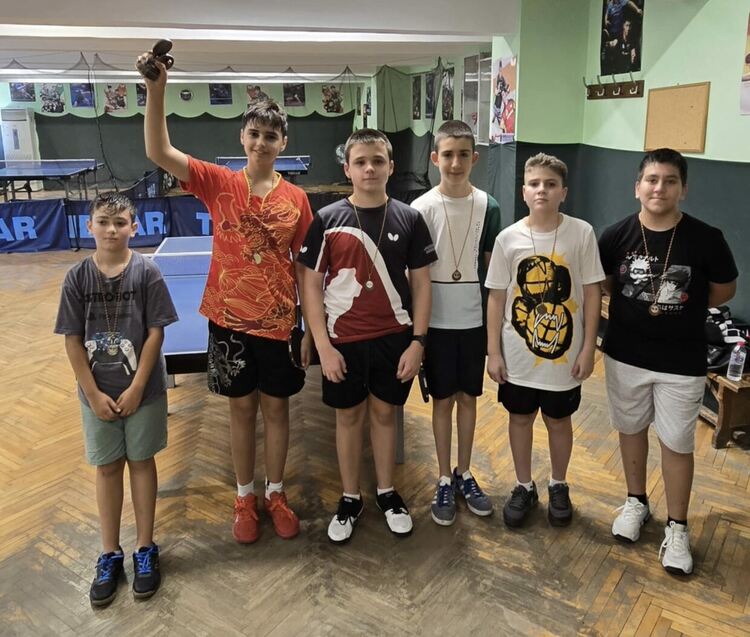 20 състезатели участваха в турнир по тенис на маса в Хасково