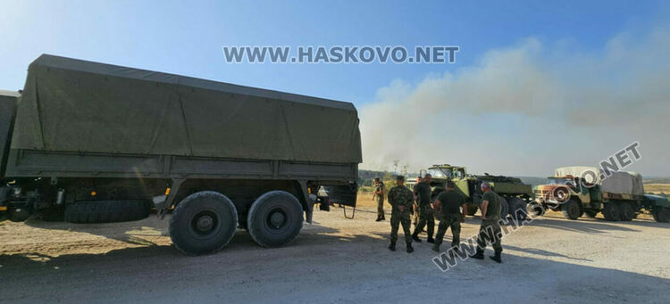 Огненият ад в Сакар вече погълна 60 000 декара