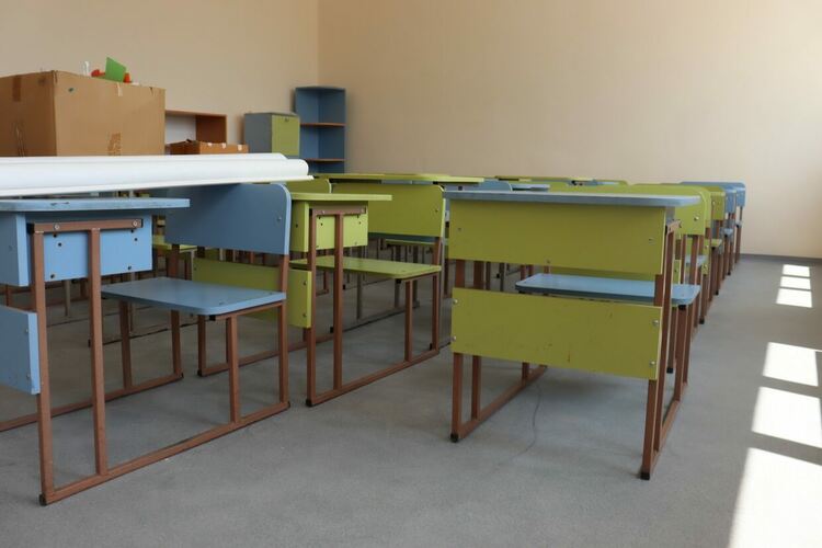 Продължава работата по модернизацията и обновяването на ОУ „Никола Вапцаров“ в Хасково