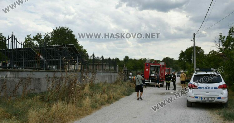 Кемпер изгоря напълно във вилна зона „Каменец“