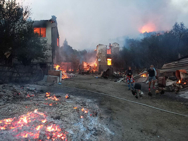 Доброволците: Тихите герои на нашето време