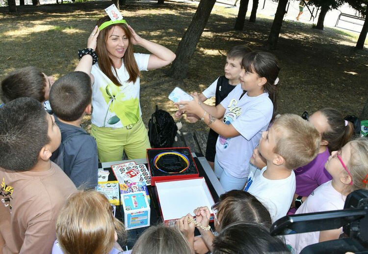 Деца се докоснаха до магията на словото сред природата на парк „Ямача“