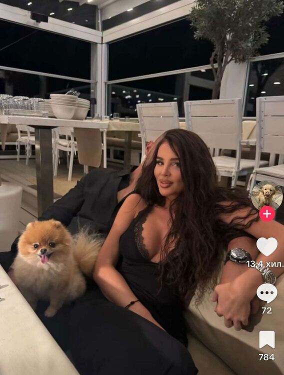 Мартина от „Ергенът 4“ флиртува с известен ерген от Хасково