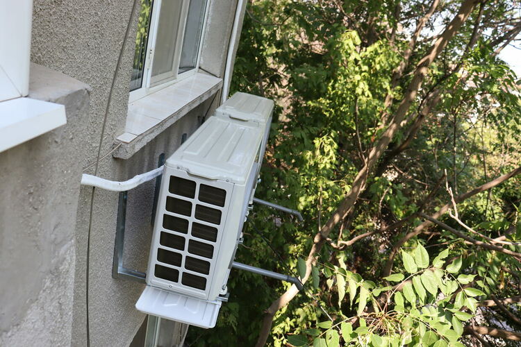 Над 330 уреда са монтирани в Хасково за месец в изпълнение на проект „Подобряване качеството на атмосферния въздух в община Хасково“