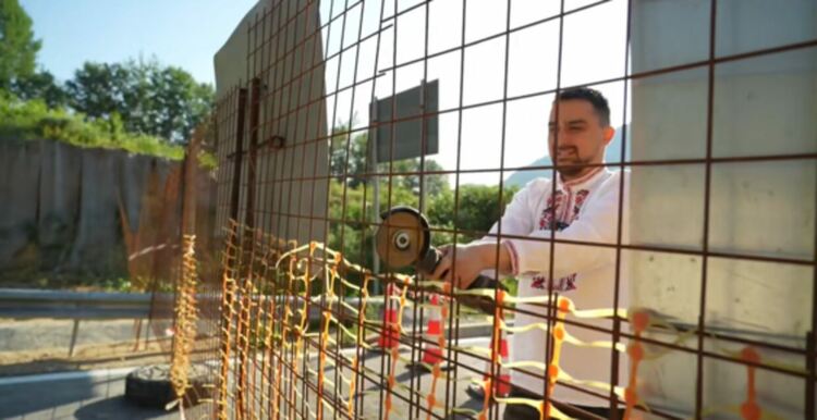 Тодор Батков-син на един от предишните протести за отварянето на пътя Рудозем-Ксанти