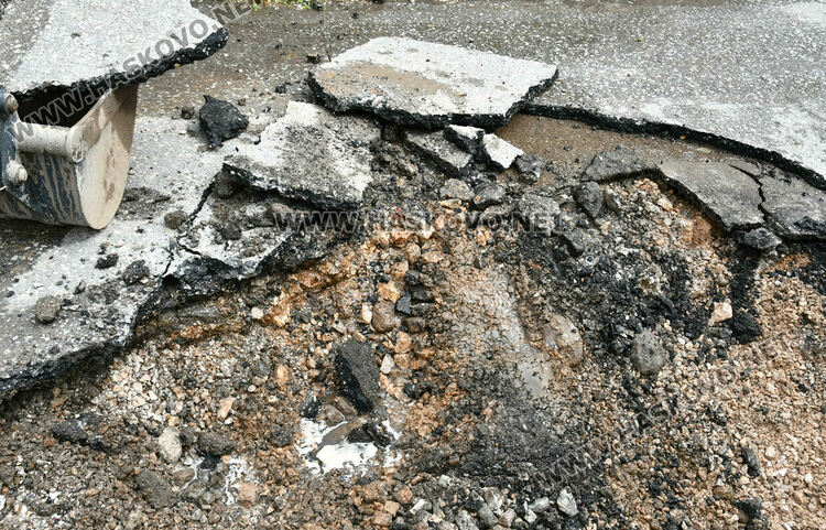 ВиК отстранява аварии в Хасково, възможно е частично безводие в кв. „Дружба-1“