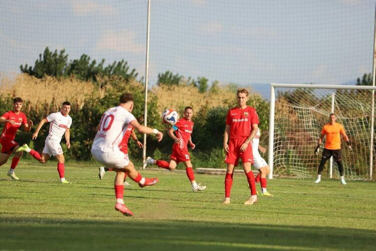 ОФК „Хасково“ стартира сезона със загуба, „Димитровград“ постигна равенство