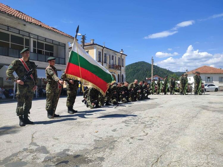 Славейно отбеляза 122 години от героичната епопея на Преображенци