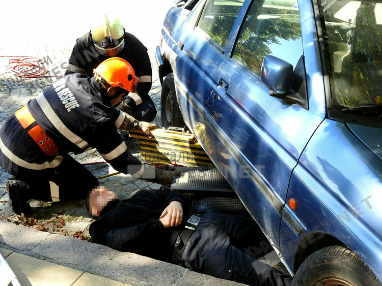 Тежка катастрофа с един загинал и четири ранени по пътя за Маказа