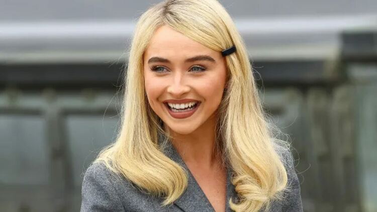 Сабрина Карпентър разкри списъка с песни от новия си албум 