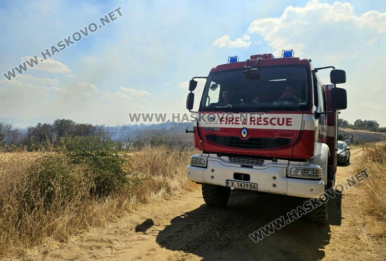 Обявиха частично бедствено положение заради пожара в Харманлийско