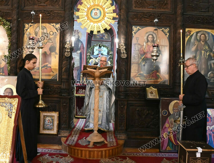 Литургия за Преображение Господне в Хасково