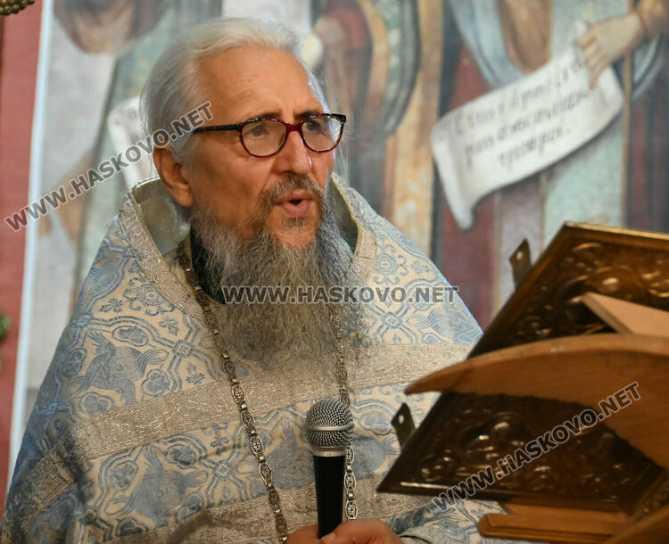 Литургия за Преображение Господне в Хасково