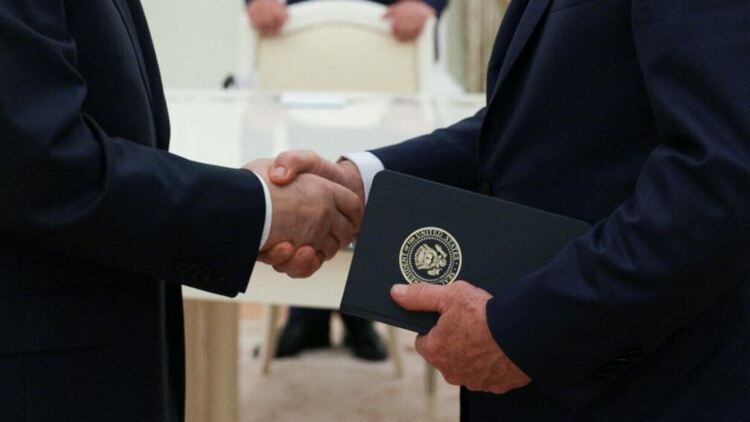 Телефонните разговори между Путин и Тръмп са проведени в приятелска атмосфера 