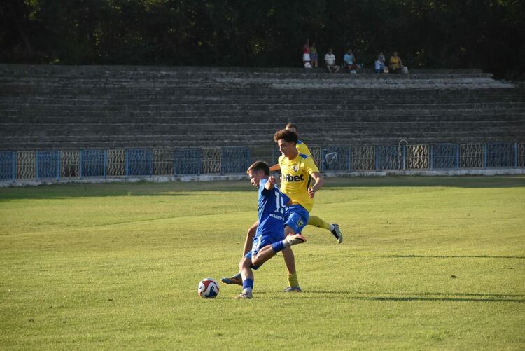 “Димитровград” с първа домакинска победа за сезон
