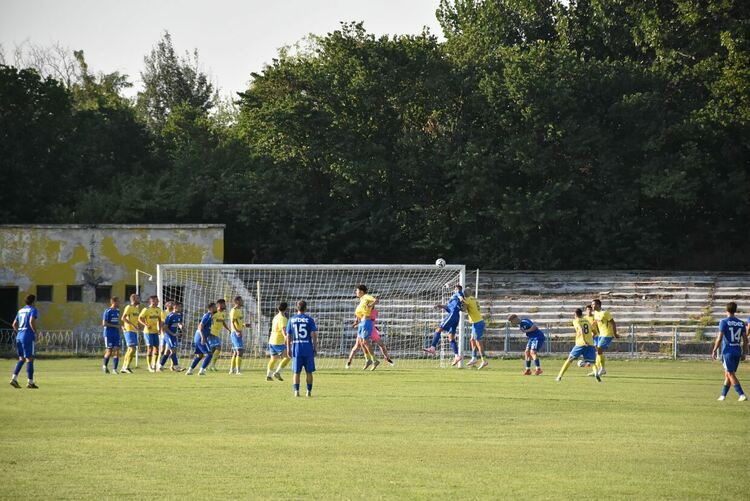 “Димитровград” с първа домакинска победа за сезон