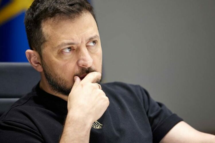 Зеленски: Украинците няма да дадат земята си на окупаторите