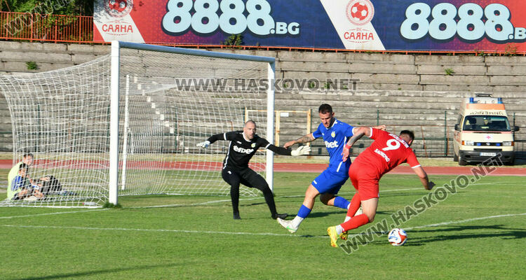 ОФК „Хасково“ изпусна „Гигант“ в края на мача