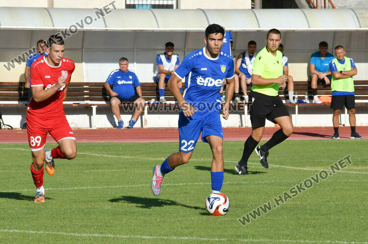 ОФК „Хасково“ изпусна „Гигант“ в края на мача