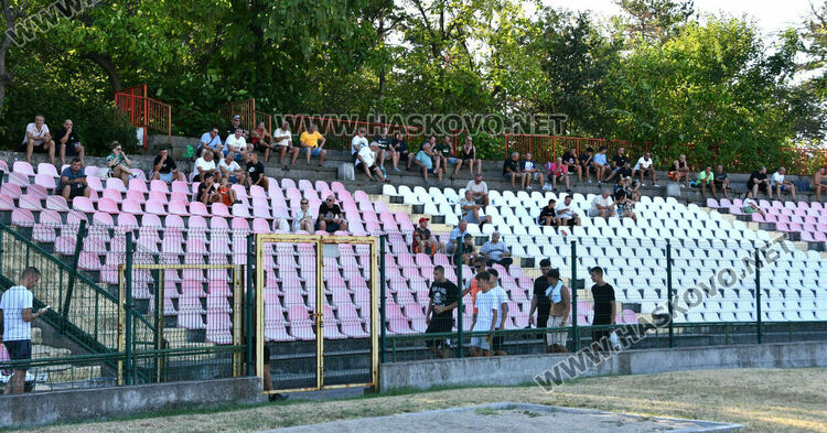 ОФК „Хасково“ изпусна „Гигант“ в края на мача