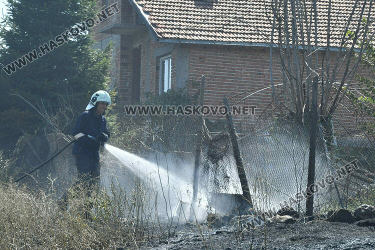 Пожар тръгна от казан с консерви в Клокотница