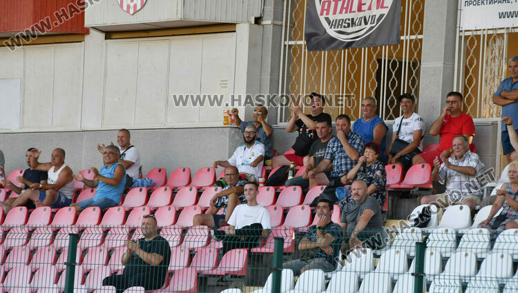 ОФК „Хасково“ изпусна „Гигант“ в края на мача