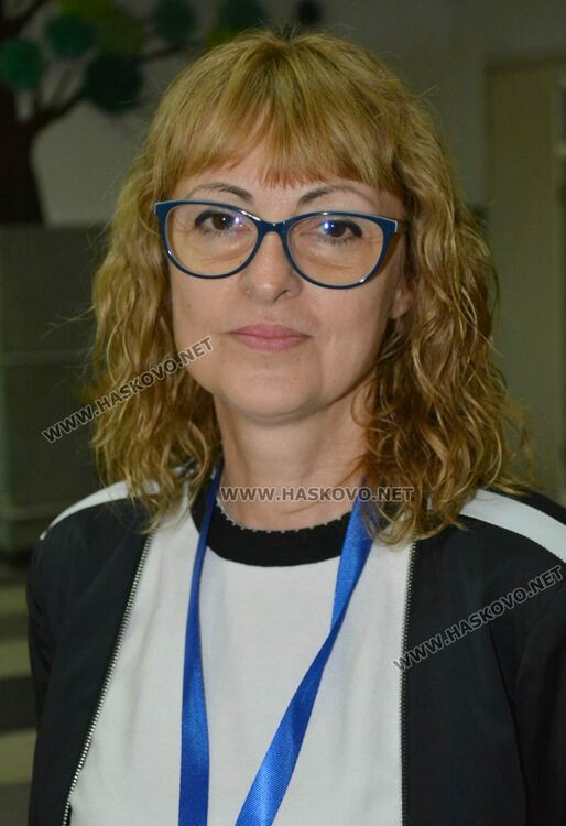 Павлина Попова - директор на СУ „Св. Паисий Хилендарски“ 