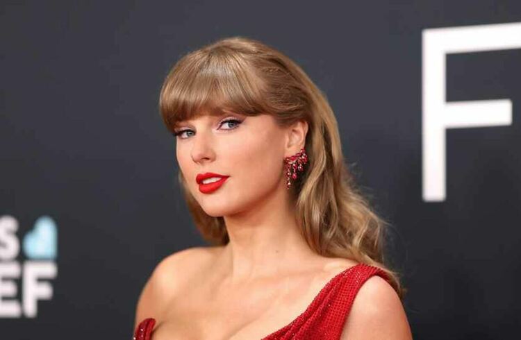 Taylor Swift обяви 12-ия си студиен албум `The Life of a Showgirl`. Новината дойде след интензивни спекулации