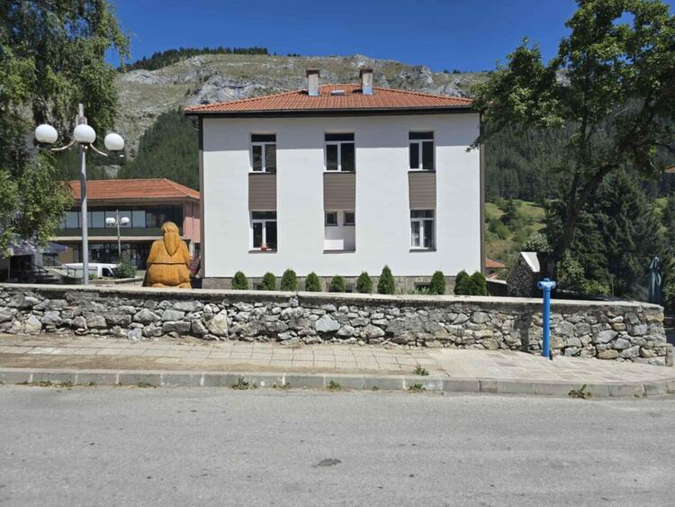 В село Триград приключи основният ремонт на кметството