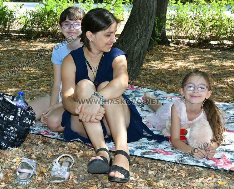 Деца научиха историята на семейство бухали сред приказната природа на парк „Кенана“